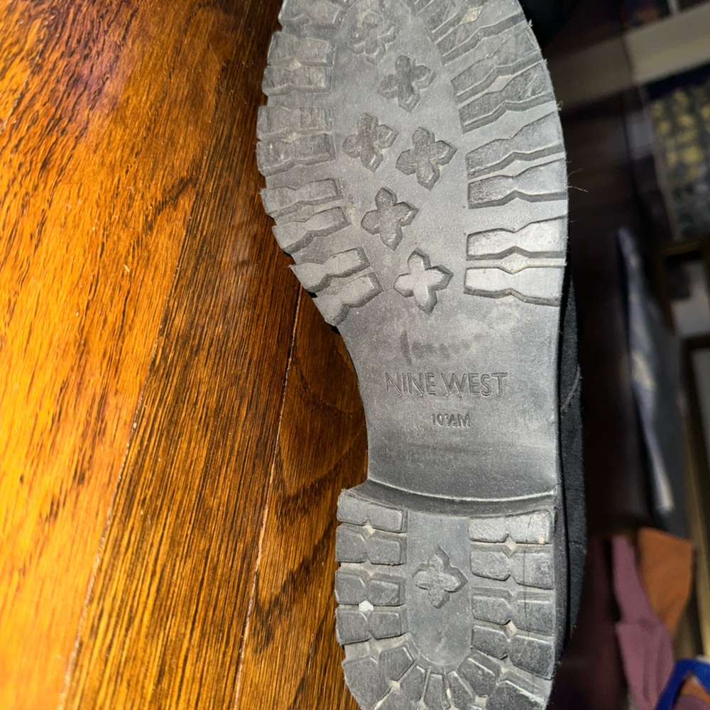 Nine West boots - Picture 4 of 4
